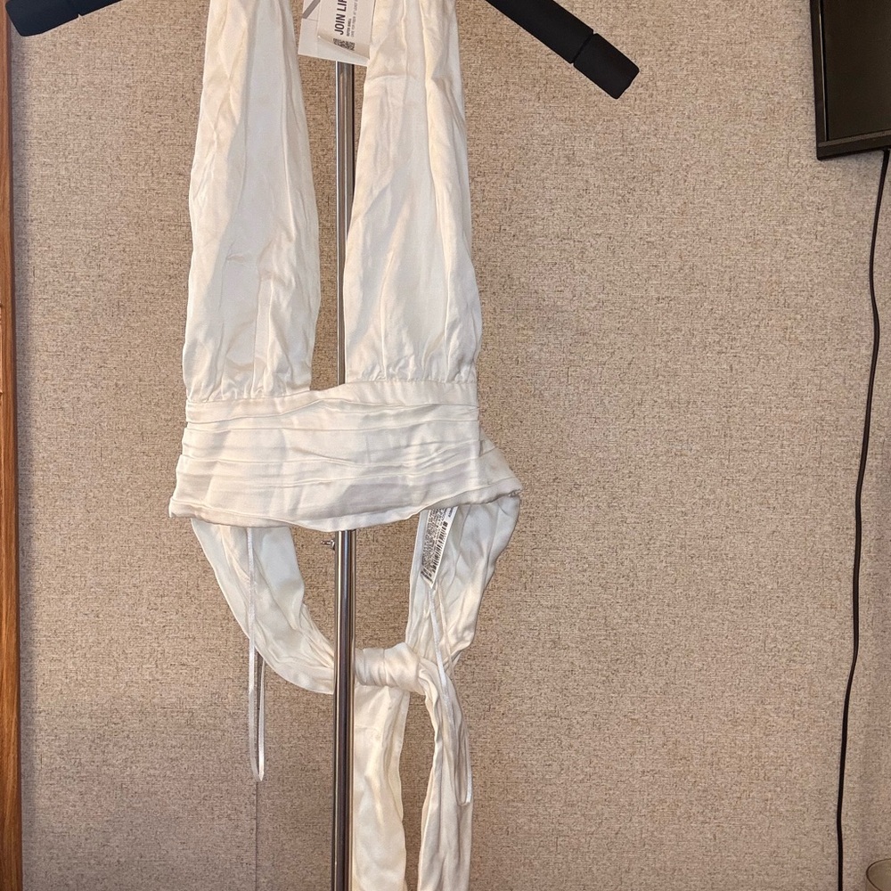 Zara White satin Halter Top - Picture 3 of 5